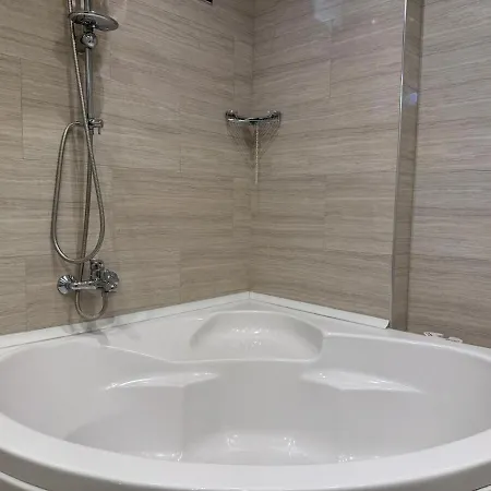 White Deluxe Oeluedeniz Villa Fethiye